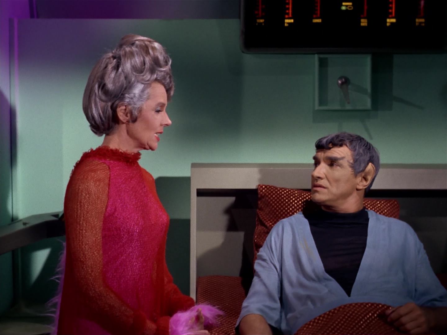 ariane179254_StarTrek_2x10_TheJourneyToBabel_3310.jpg