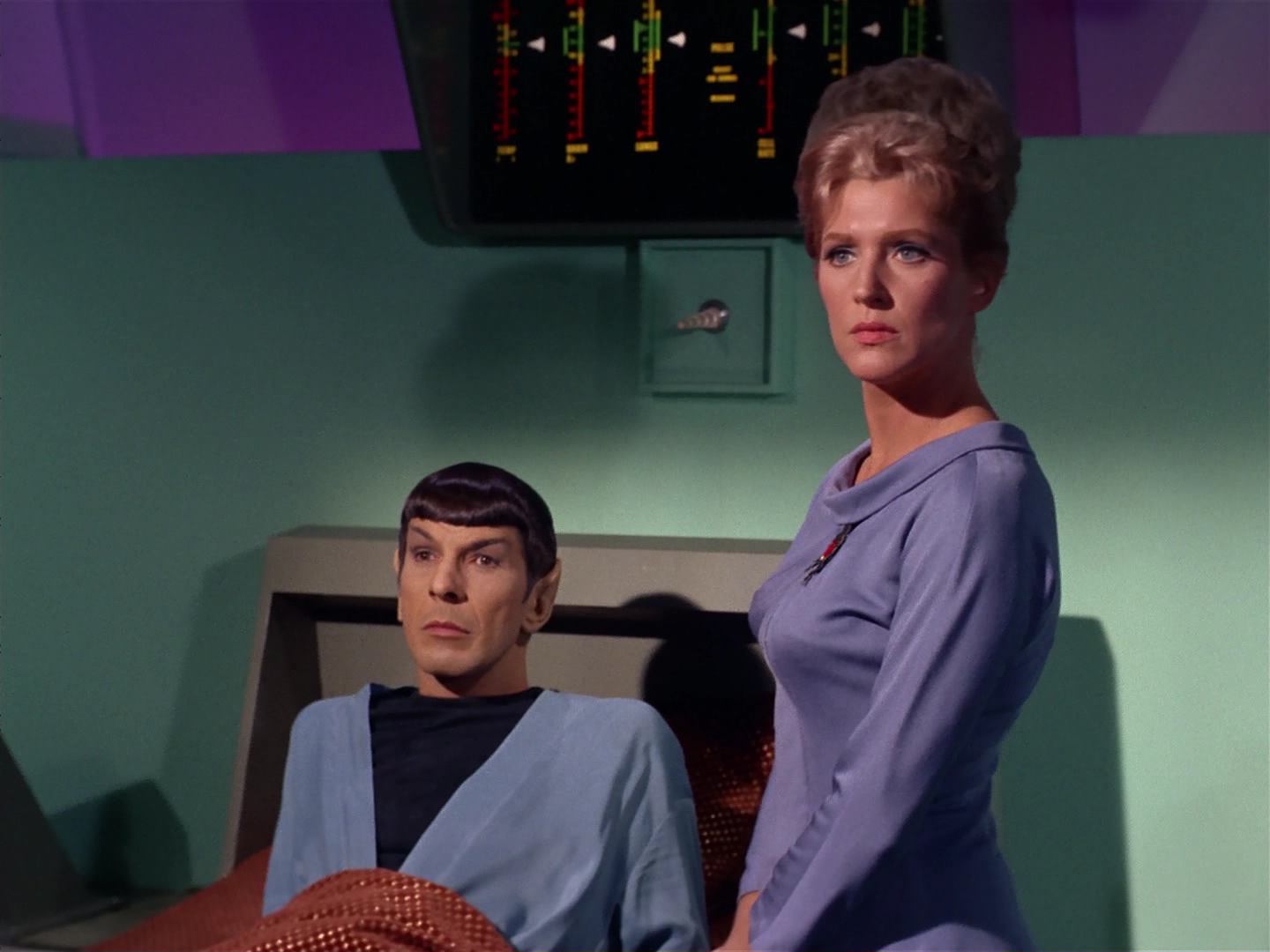 ariane179254_StarTrek_2x10_TheJourneyToBabel_3362.jpg