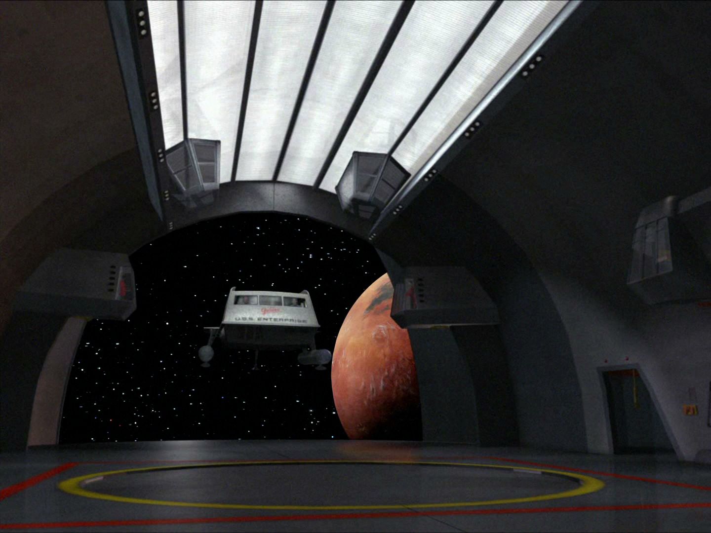 ariane179254_StarTrek_2x10_TheJourneyToBabel-NewEffects_0069.jpg
