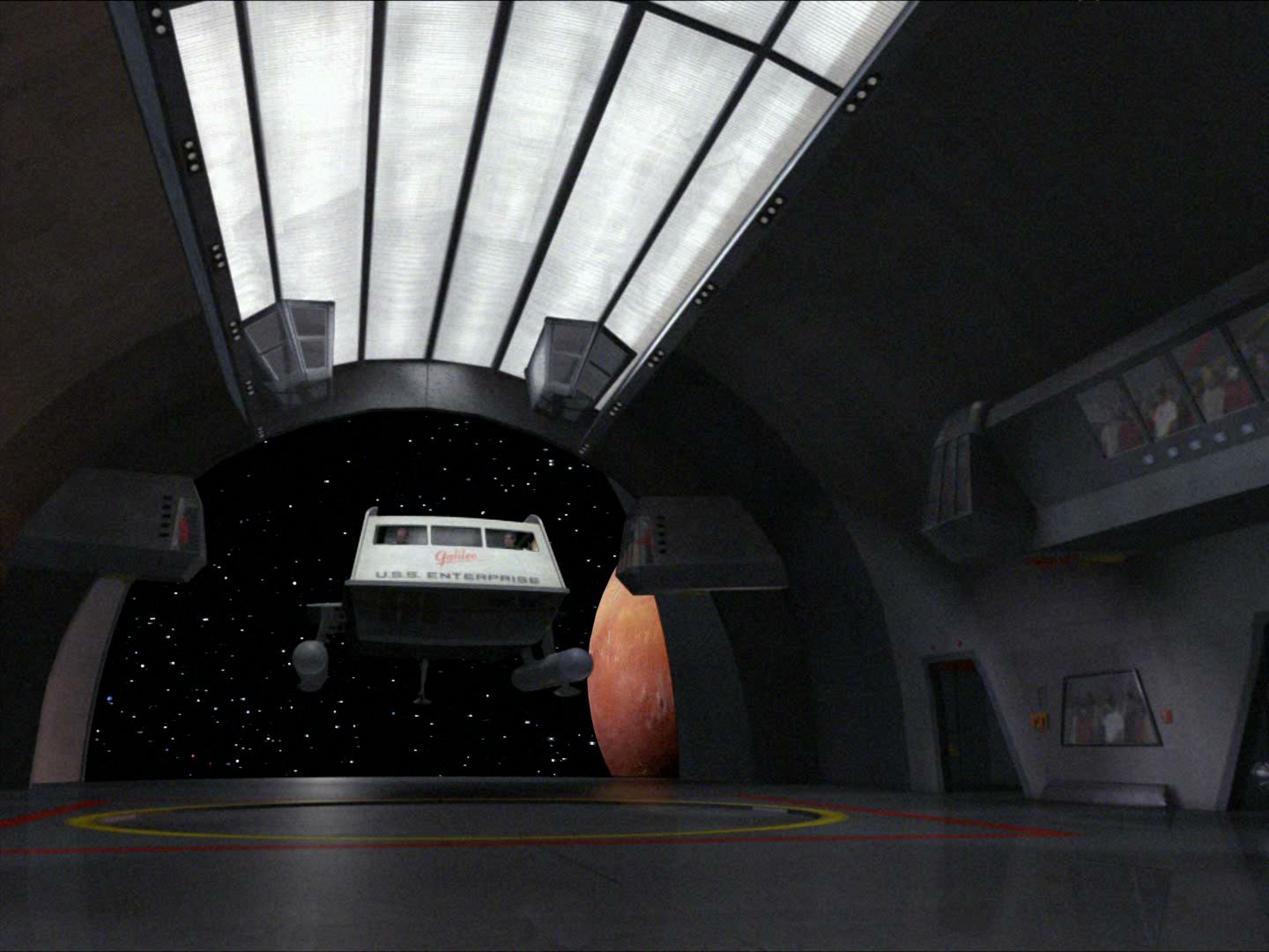 ariane179254_StarTrek_2x10_TheJourneyToBabel-NewEffects_0072.jpg