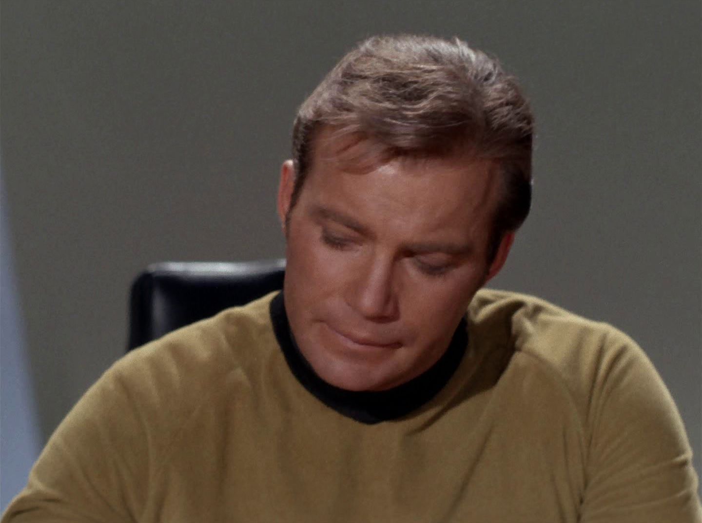 extant_StarTrek_2x11-FridaysChild_0056.jpg