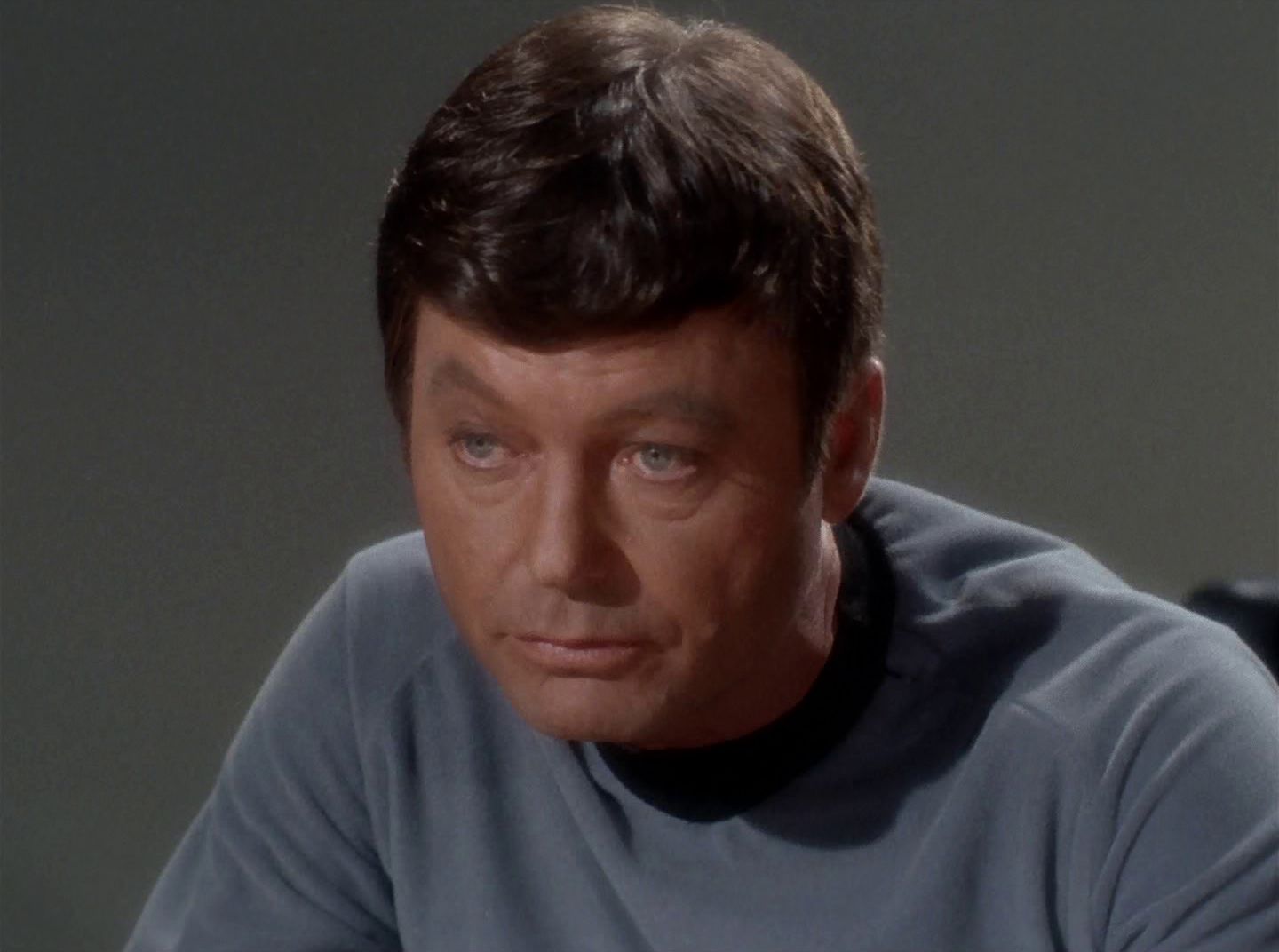 extant_StarTrek_2x11-FridaysChild_0070.jpg