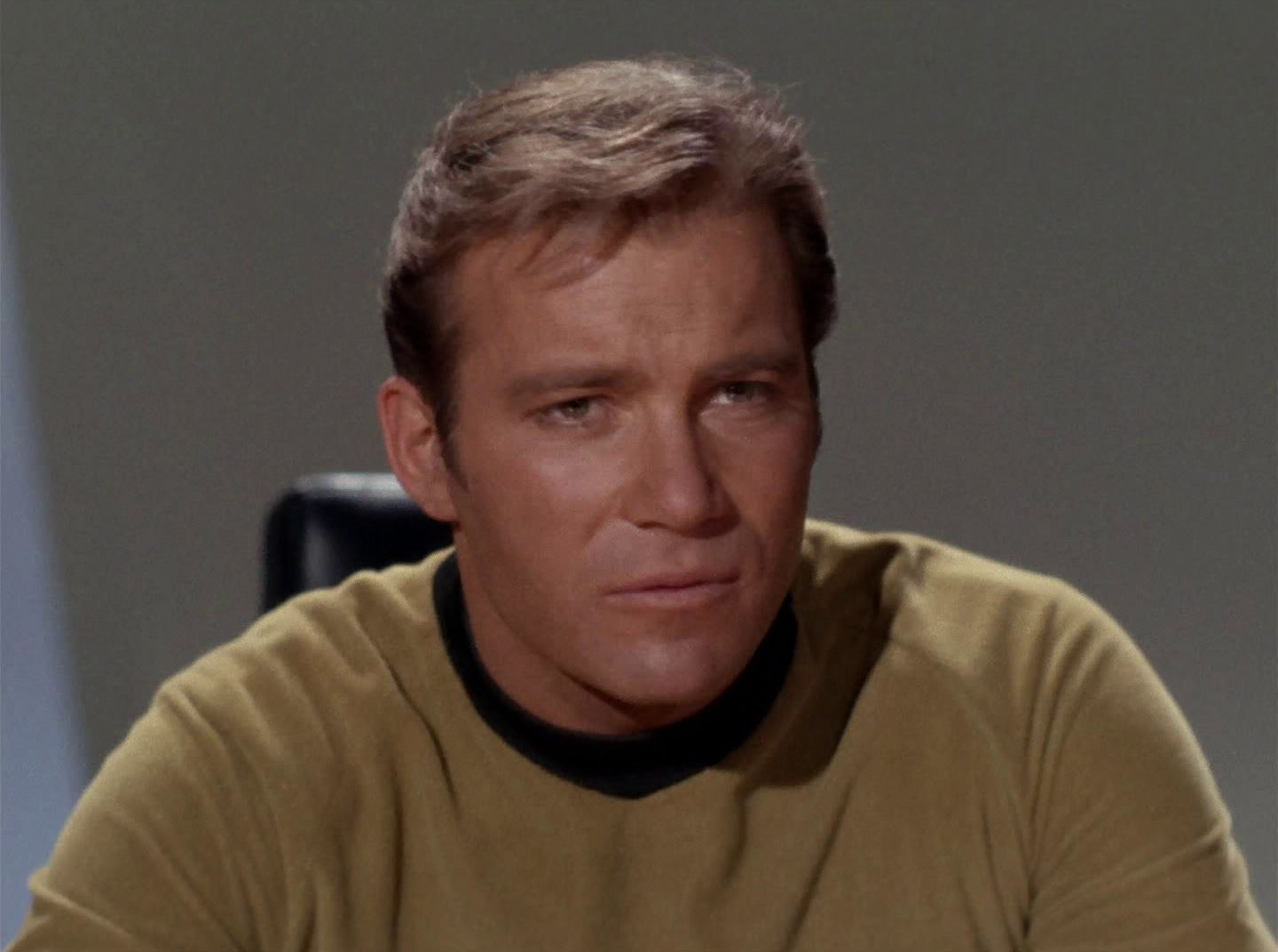 extant_StarTrek_2x11-FridaysChild_0083.jpg