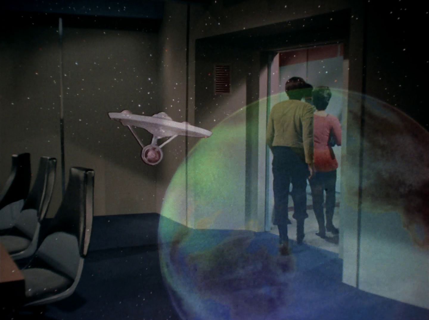 extant_StarTrek_2x11-FridaysChild_0109.jpg