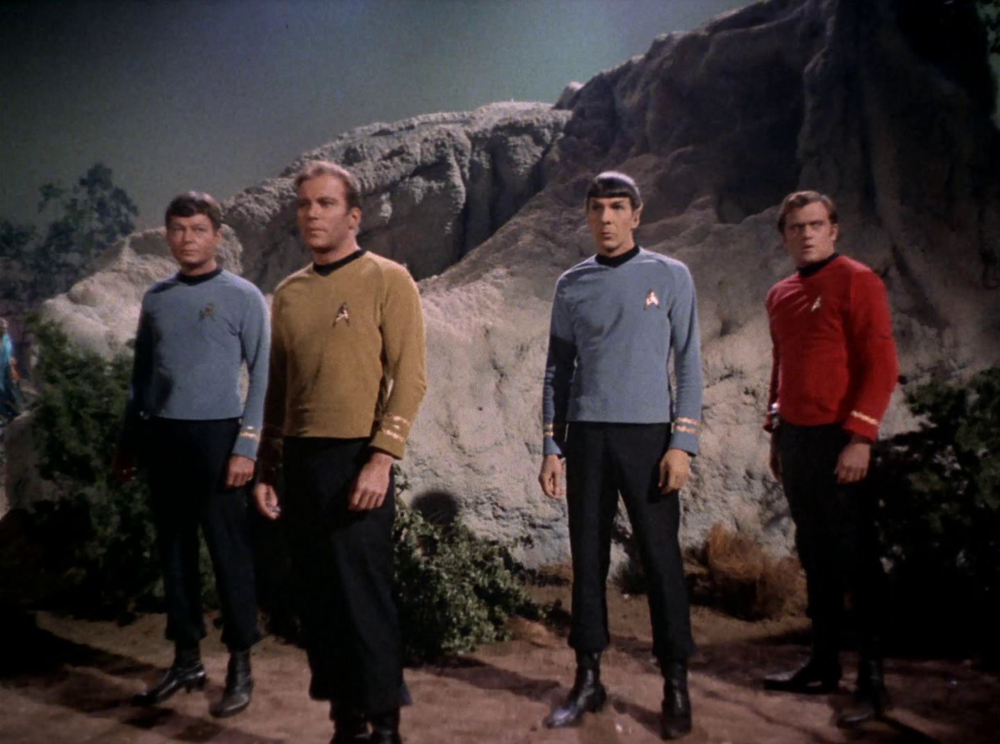 extant_StarTrek_2x11-FridaysChild_0132.jpg