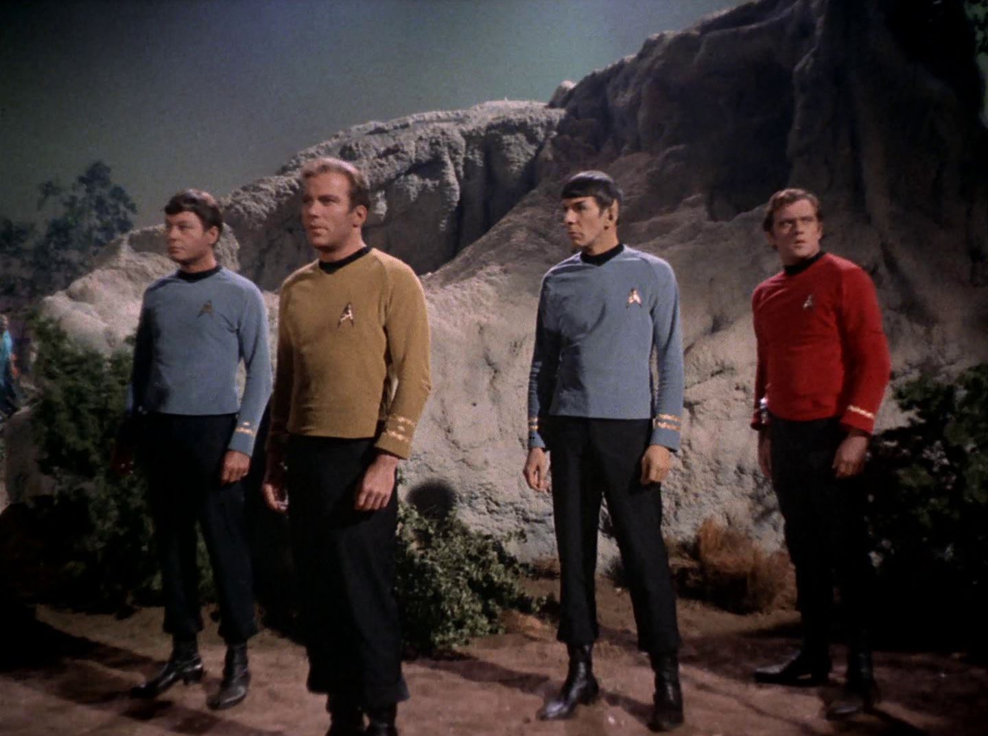 extant_StarTrek_2x11-FridaysChild_0133.jpg