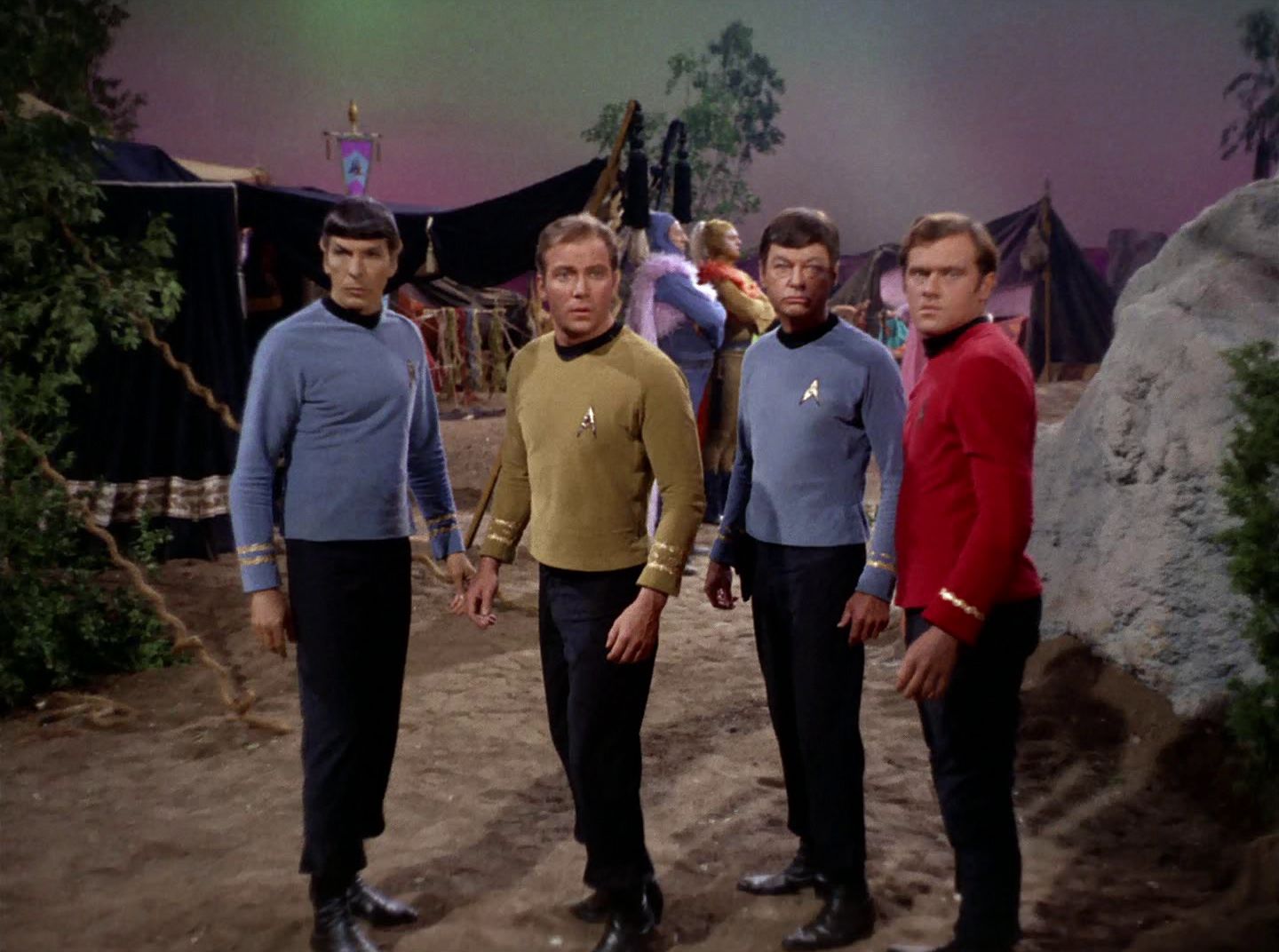 extant_StarTrek_2x11-FridaysChild_0145.jpg