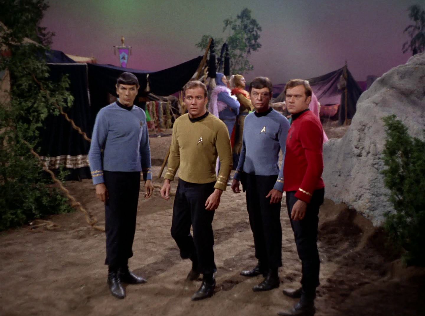 extant_StarTrek_2x11-FridaysChild_0146.jpg