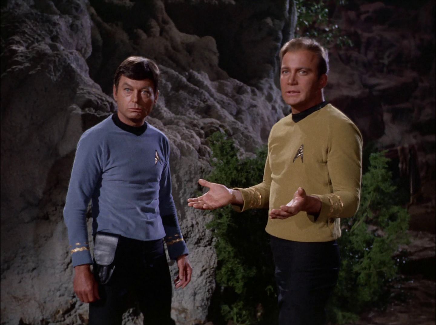 extant_StarTrek_2x11-FridaysChild_0310.jpg