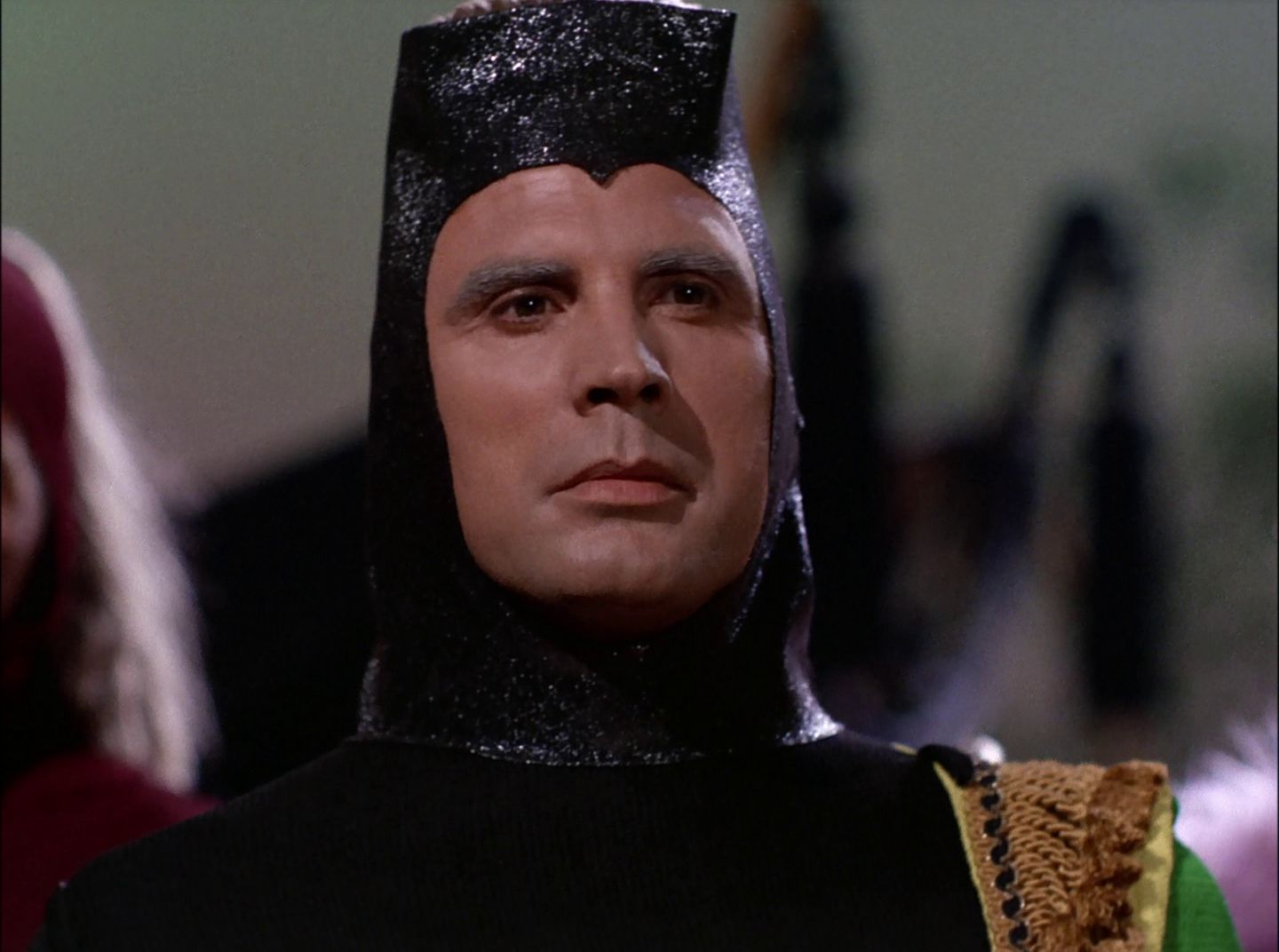 extant_StarTrek_2x11-FridaysChild_0356.jpg