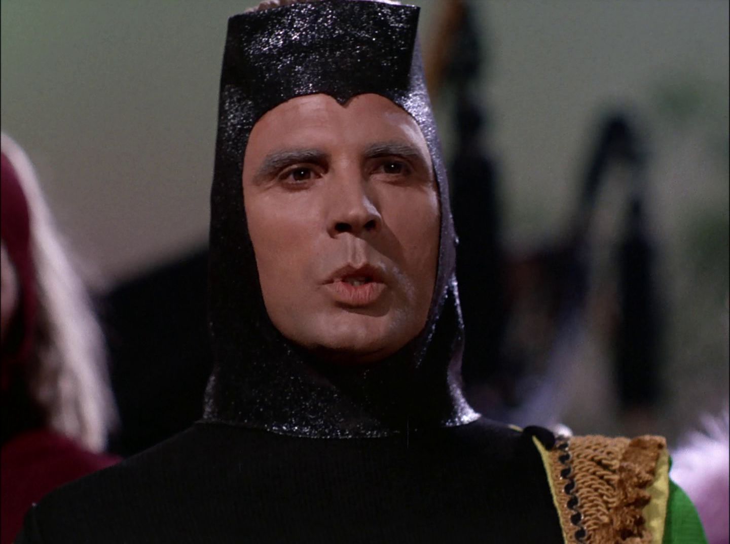 extant_StarTrek_2x11-FridaysChild_0358.jpg