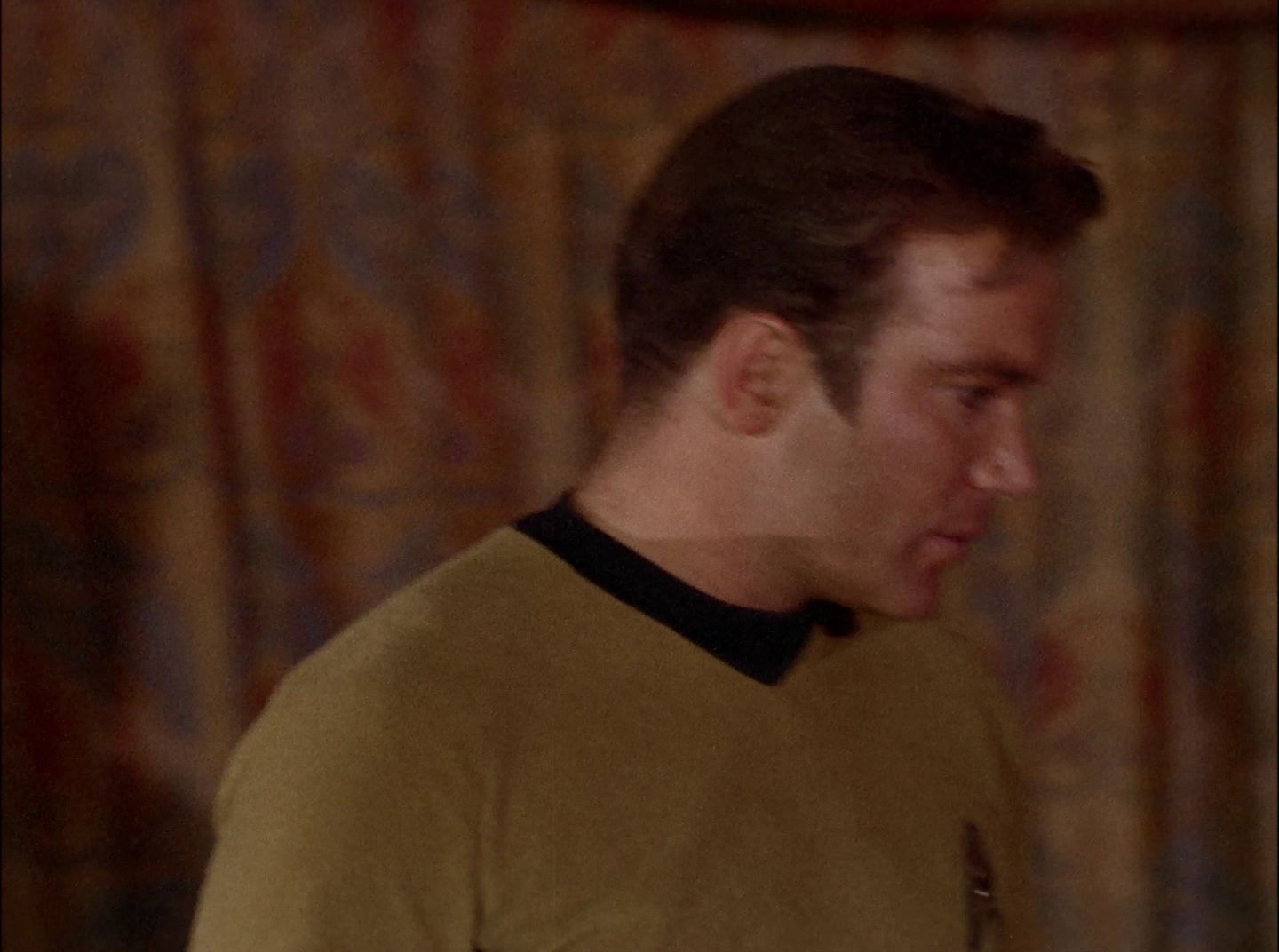 extant_StarTrek_2x11-FridaysChild_0409.jpg