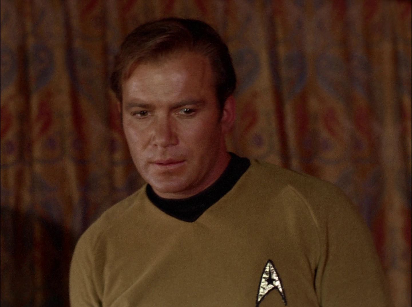 extant_StarTrek_2x11-FridaysChild_0431.jpg