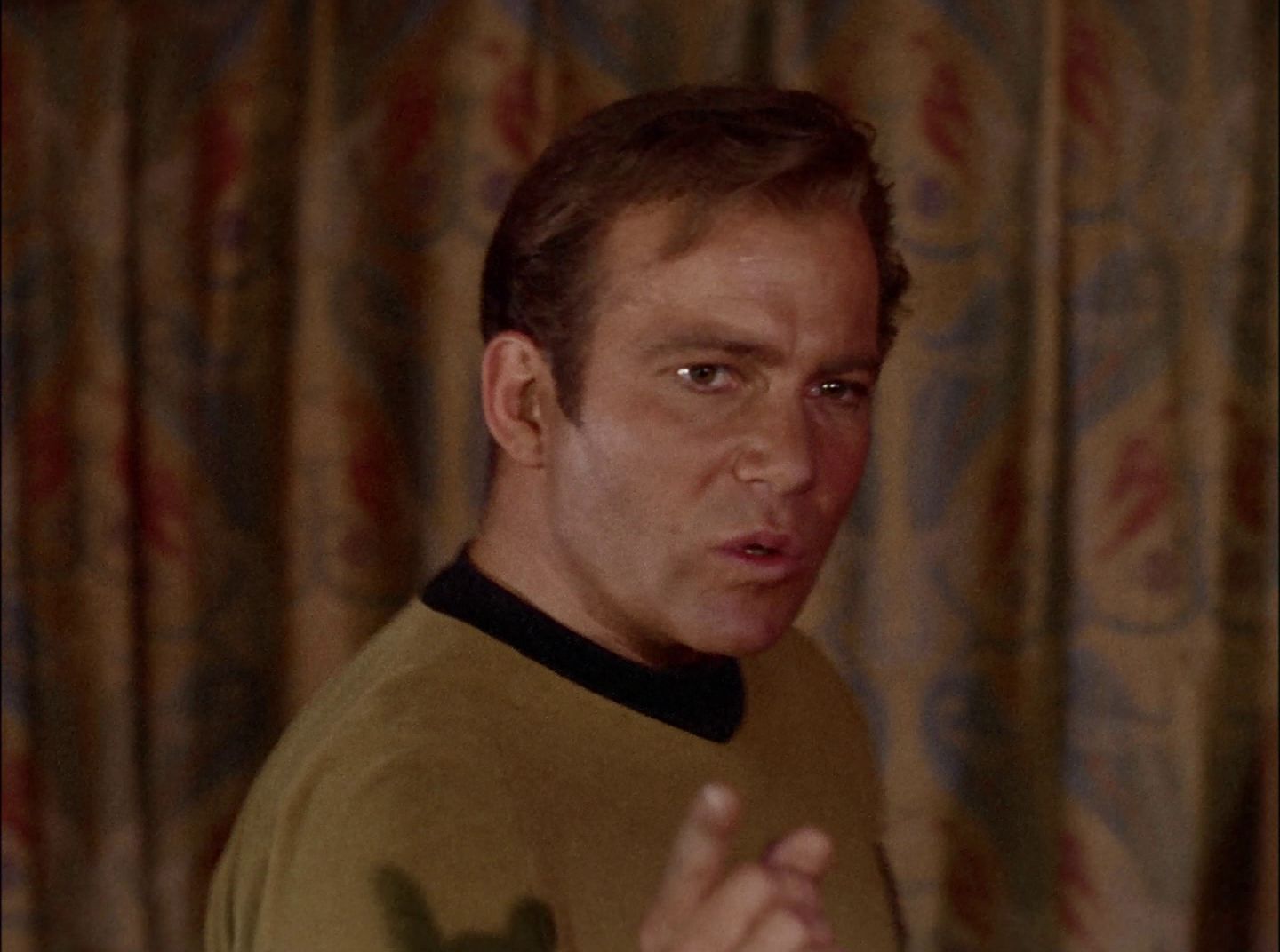 extant_StarTrek_2x11-FridaysChild_0448.jpg