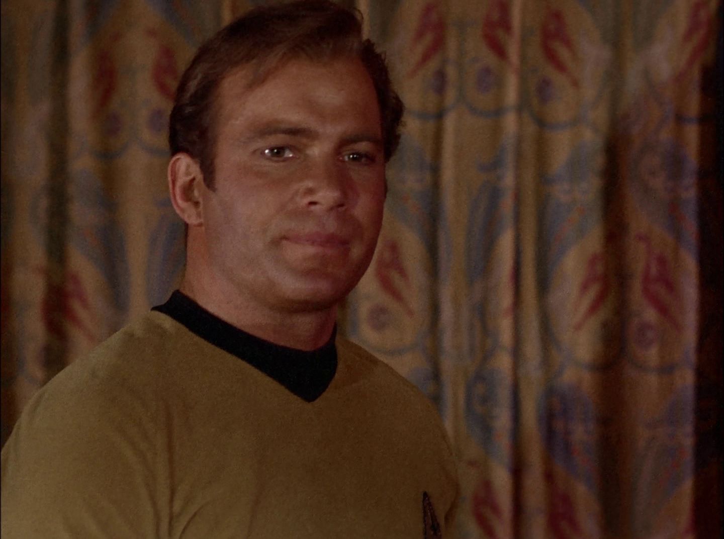 extant_StarTrek_2x11-FridaysChild_0450.jpg