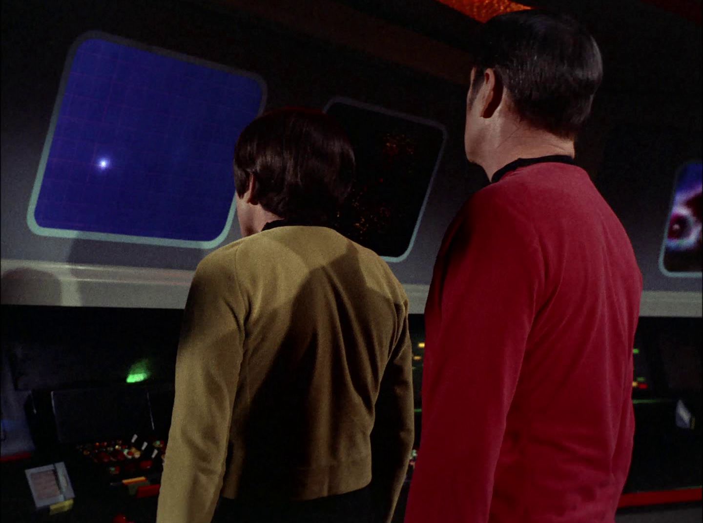 extant_StarTrek_2x11-FridaysChild_0485.jpg