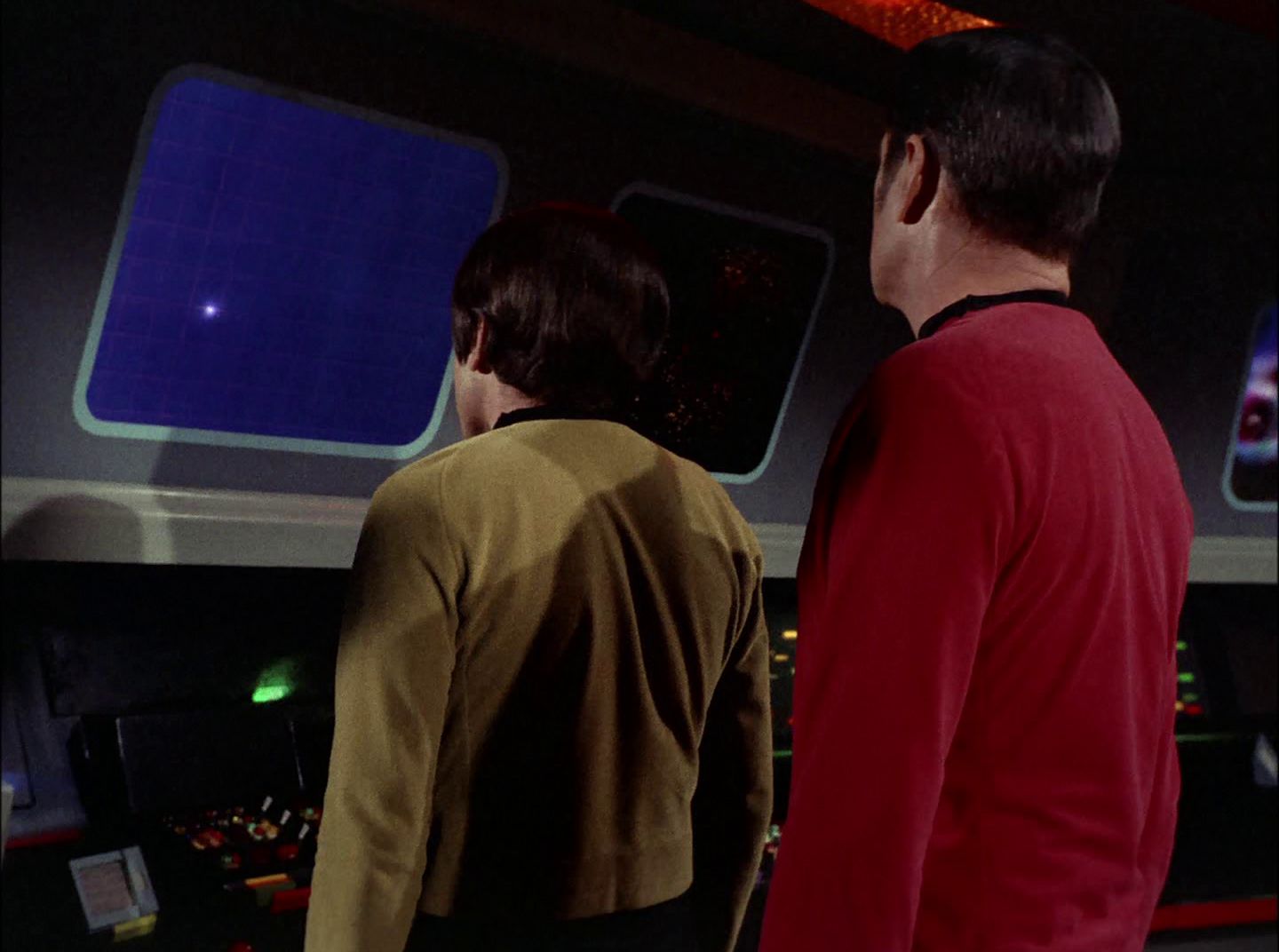 extant_StarTrek_2x11-FridaysChild_0487.jpg