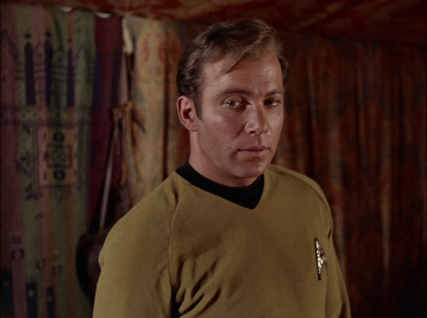 extant_StarTrek_2x11-FridaysChild_0529.jpg