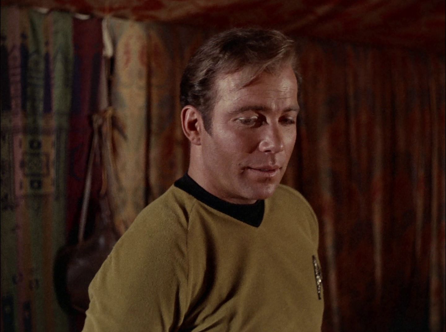extant_StarTrek_2x11-FridaysChild_0542.jpg
