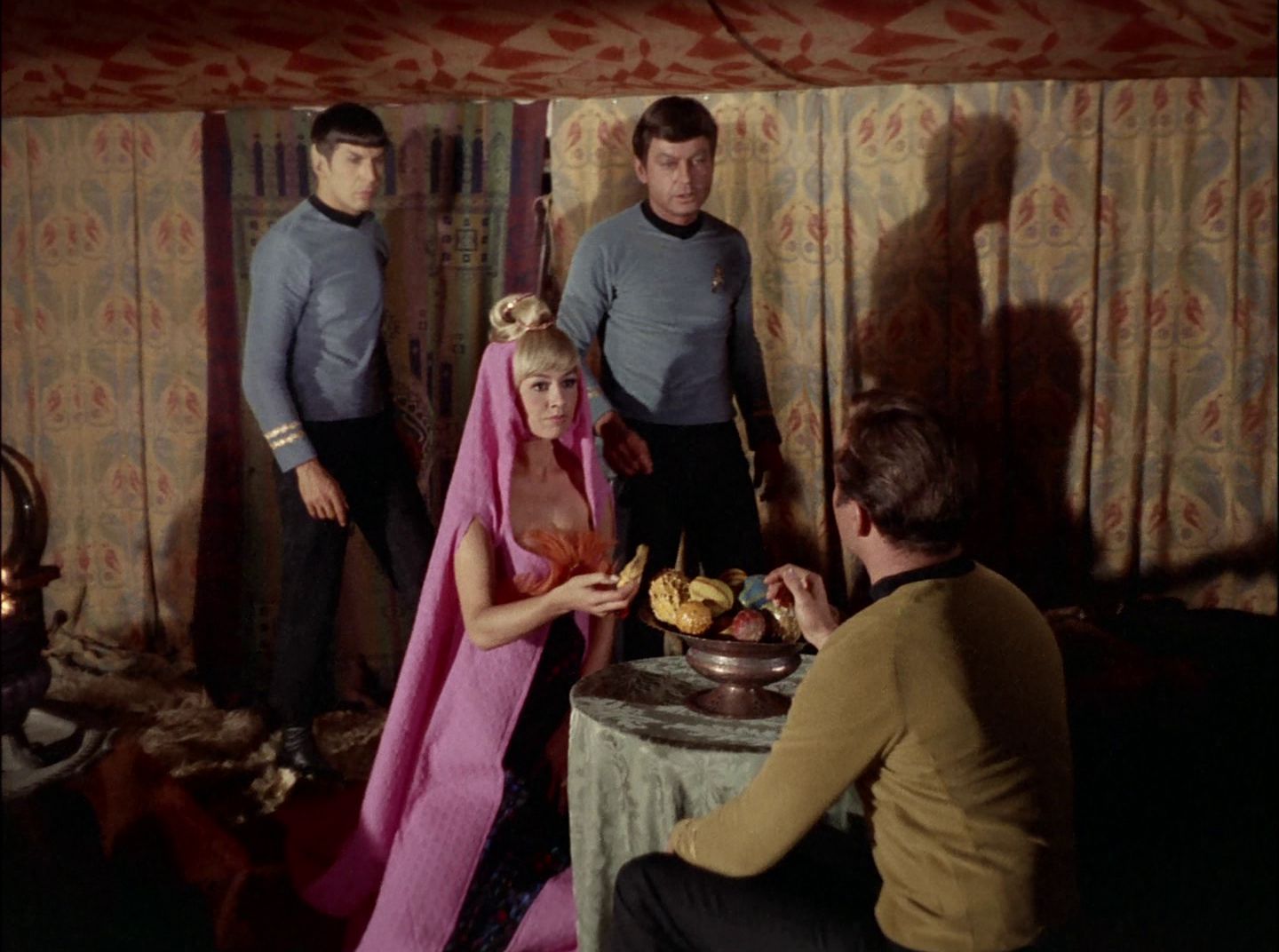 extant_StarTrek_2x11-FridaysChild_0597.jpg