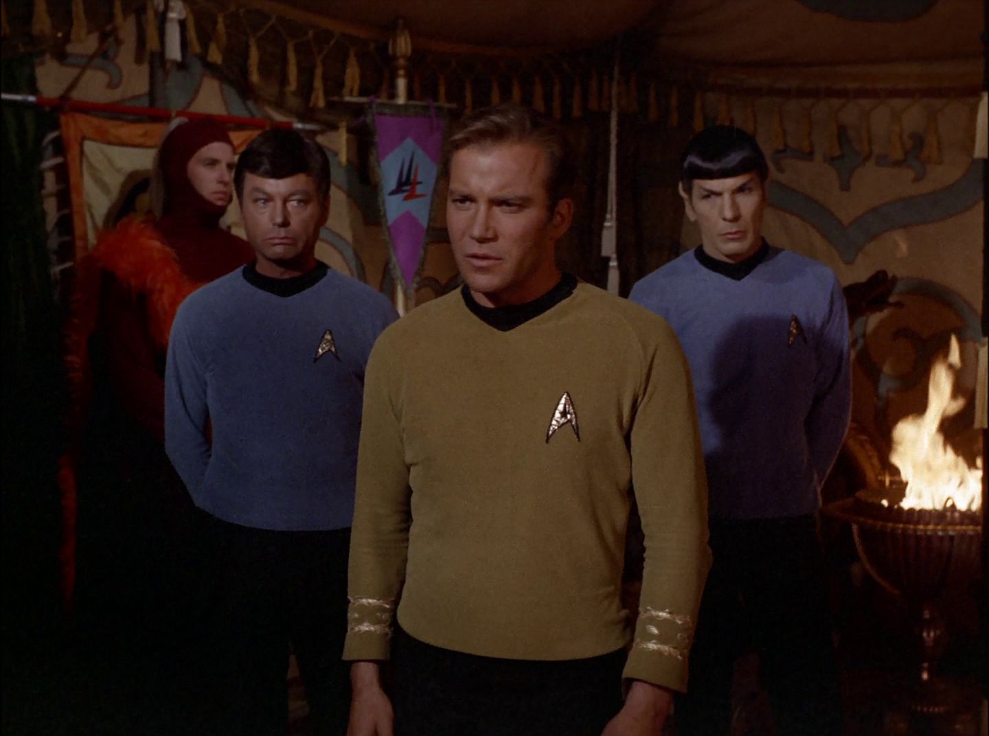 extant_StarTrek_2x11-FridaysChild_0674.jpg
