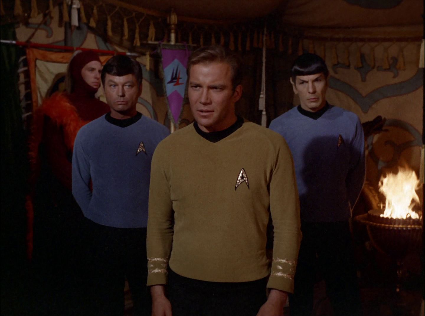 extant_StarTrek_2x11-FridaysChild_0675.jpg