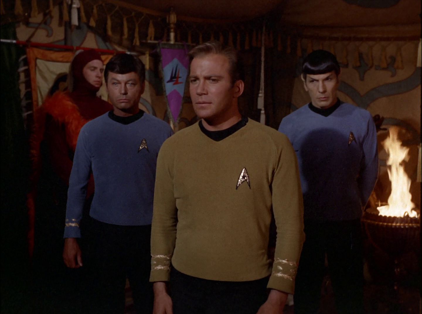 extant_StarTrek_2x11-FridaysChild_0682.jpg
