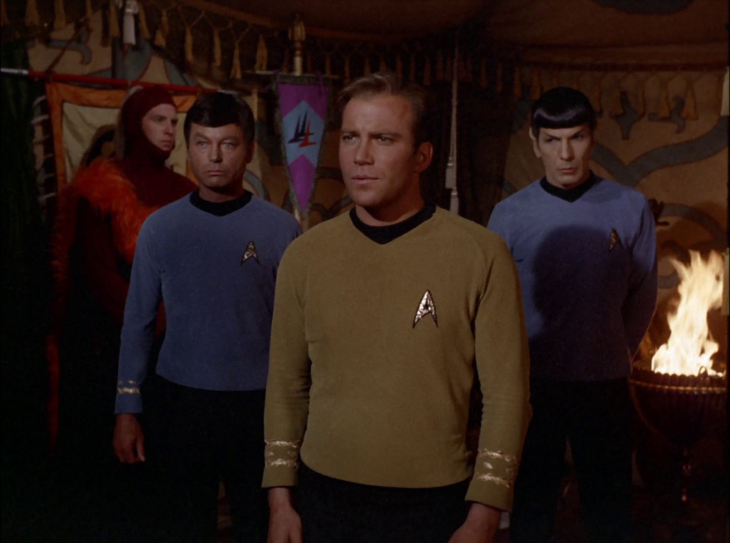 extant_StarTrek_2x11-FridaysChild_0685.jpg