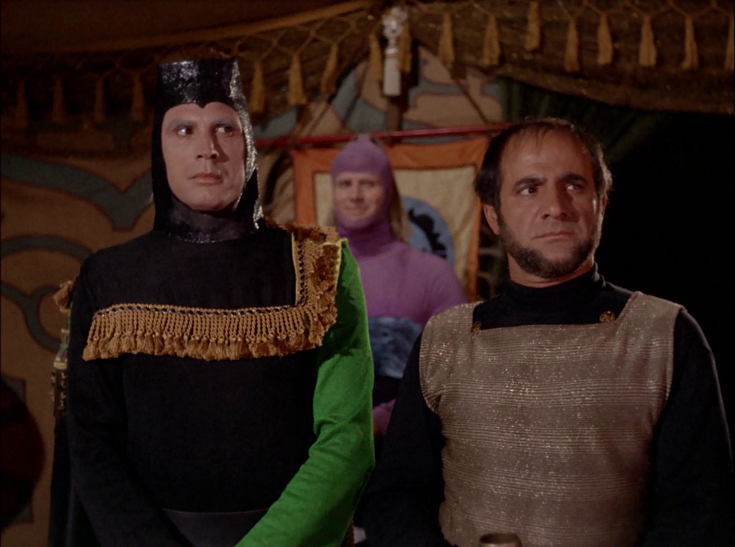 extant_StarTrek_2x11-FridaysChild_0711.jpg
