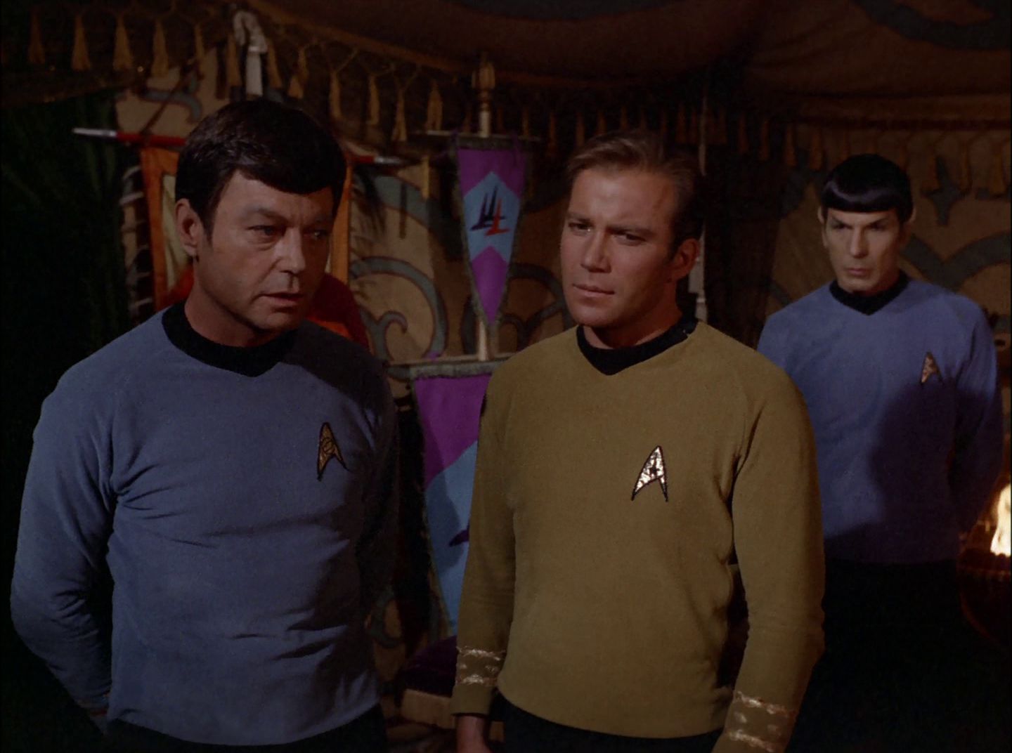 extant_StarTrek_2x11-FridaysChild_0716.jpg