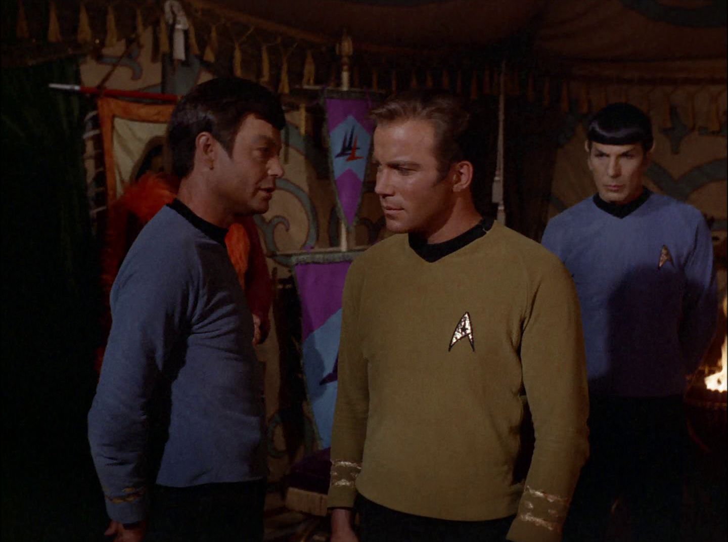 extant_StarTrek_2x11-FridaysChild_0718.jpg