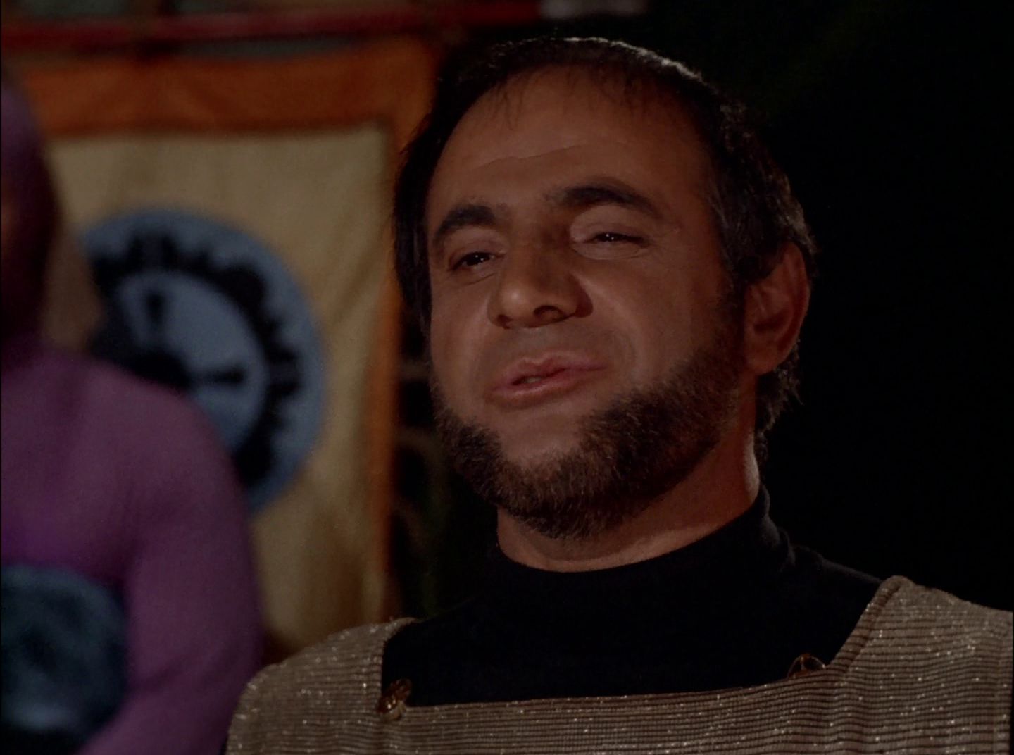 extant_StarTrek_2x11-FridaysChild_0762.jpg