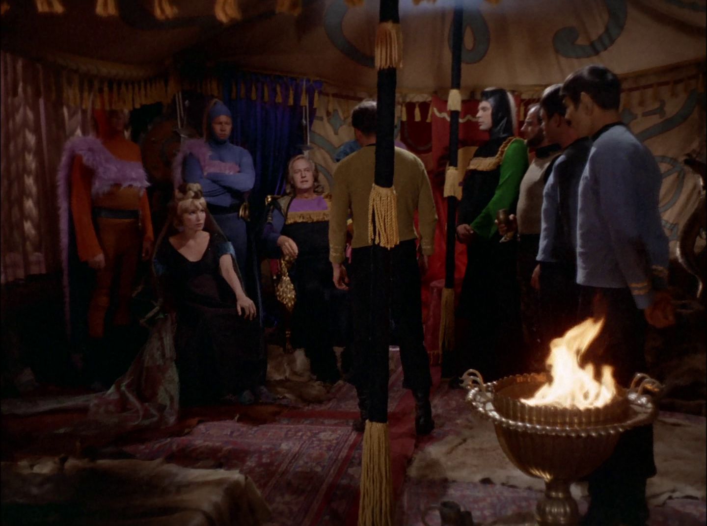 extant_StarTrek_2x11-FridaysChild_0798.jpg