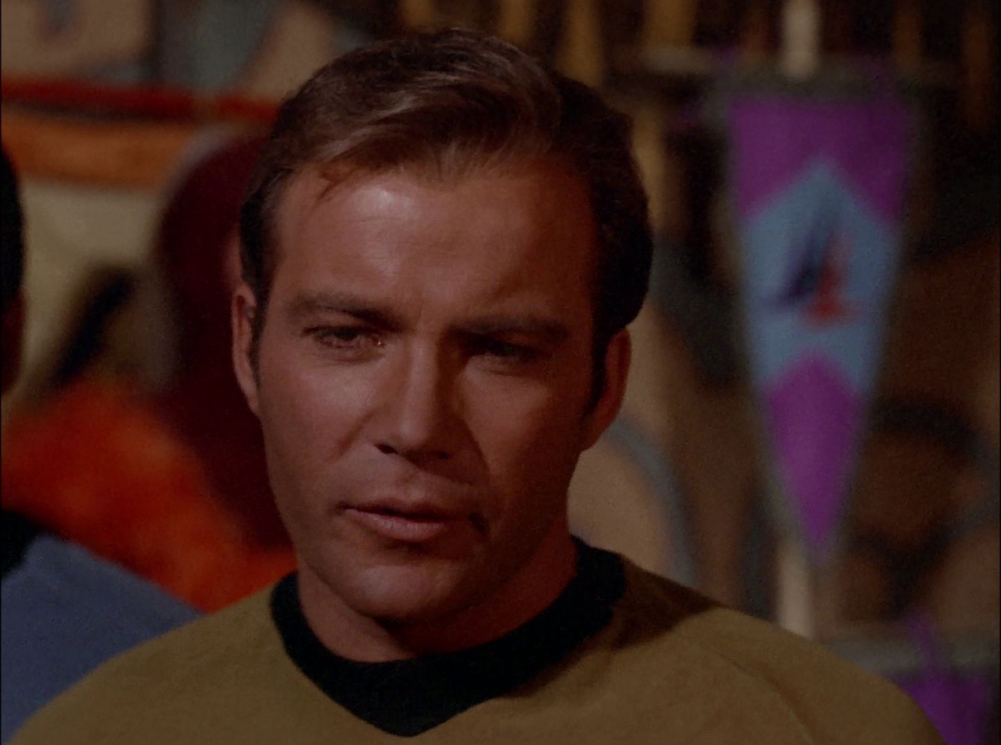extant_StarTrek_2x11-FridaysChild_0800.jpg