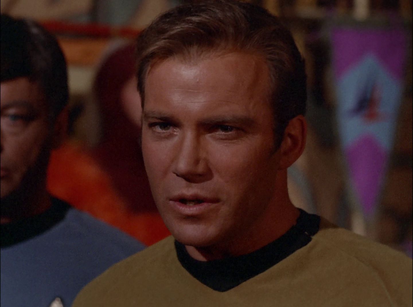 extant_StarTrek_2x11-FridaysChild_0814.jpg