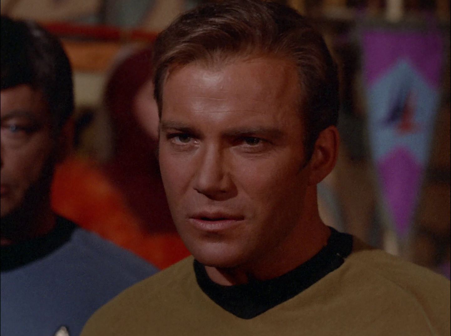 extant_StarTrek_2x11-FridaysChild_0815.jpg