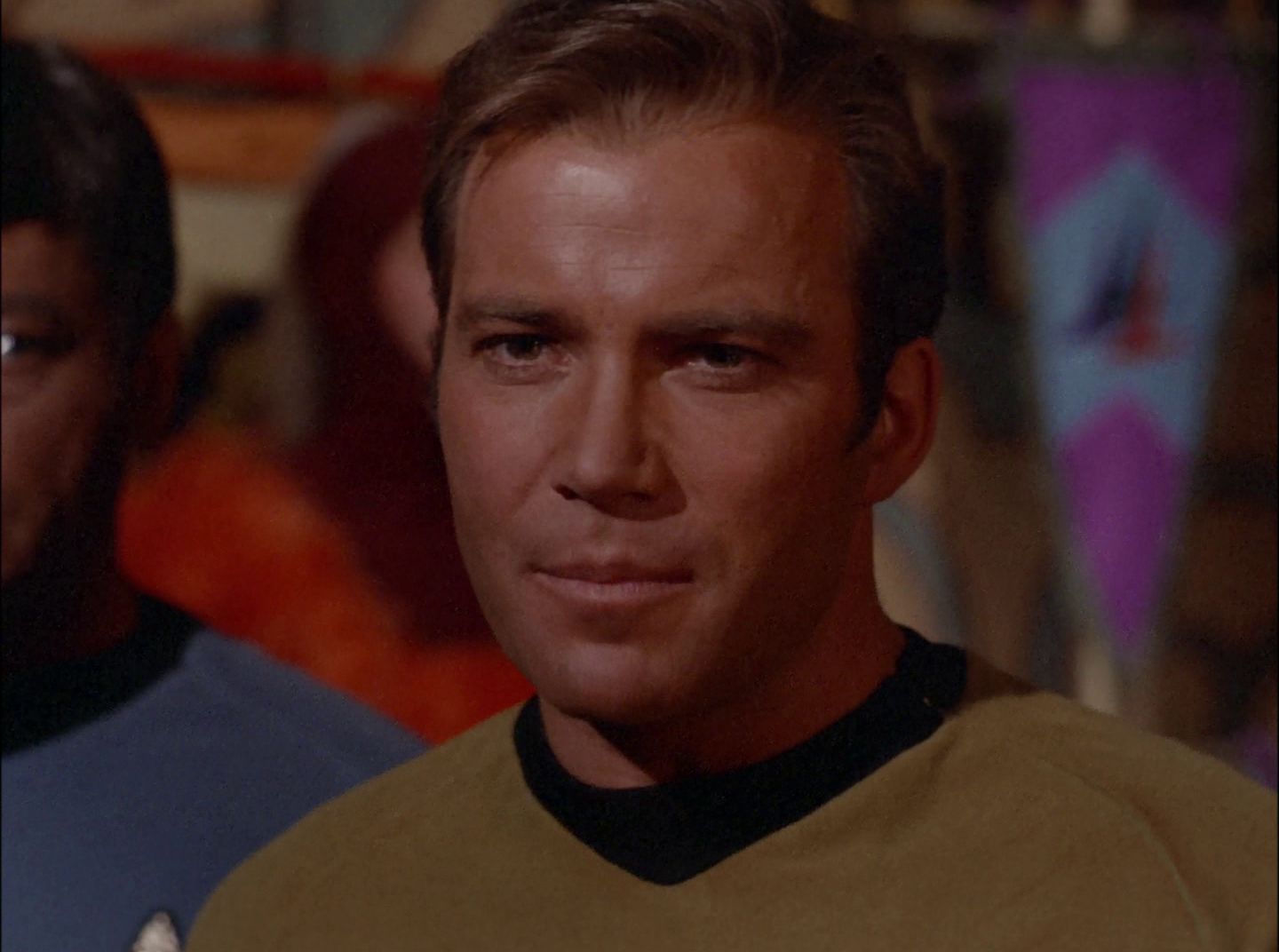 extant_StarTrek_2x11-FridaysChild_0820.jpg