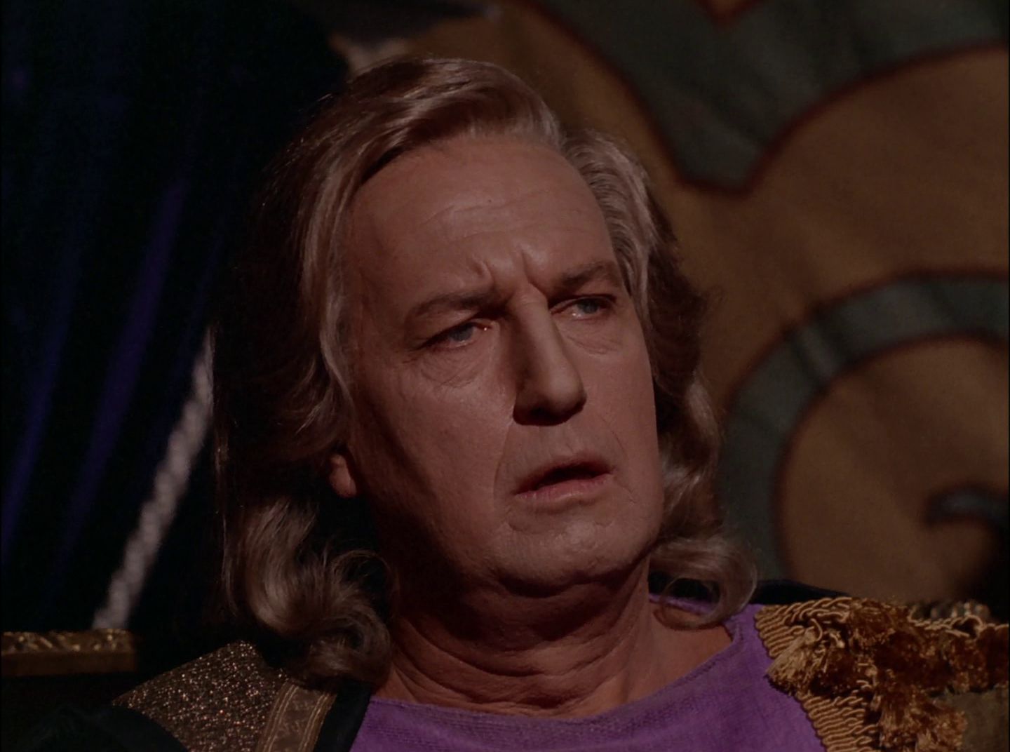 extant_StarTrek_2x11-FridaysChild_0831.jpg