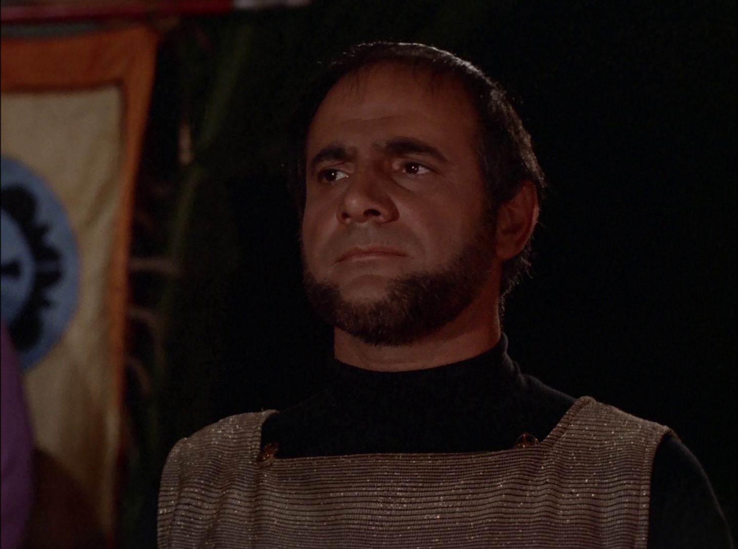 extant_StarTrek_2x11-FridaysChild_0856.jpg