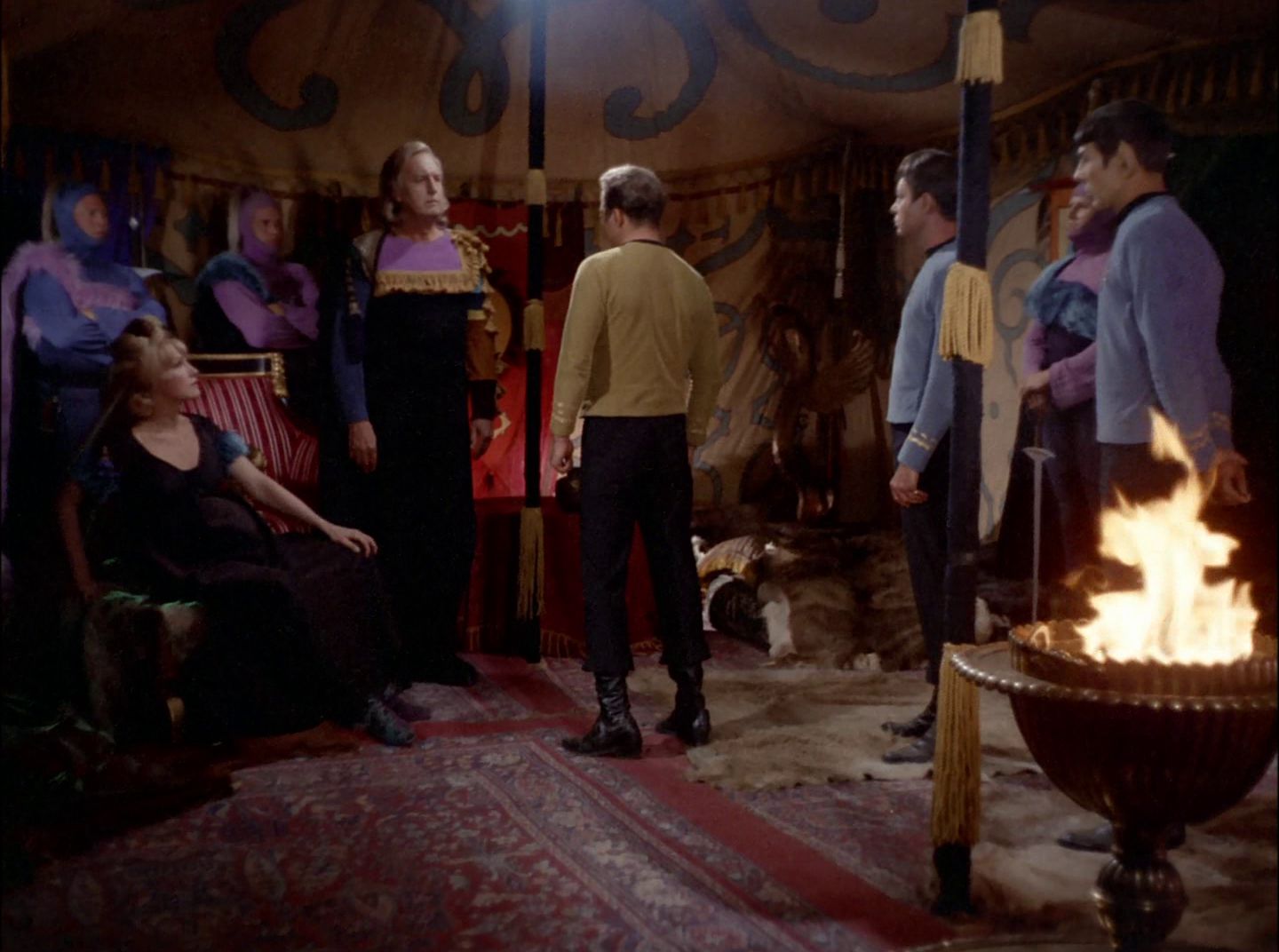 extant_StarTrek_2x11-FridaysChild_0878.jpg