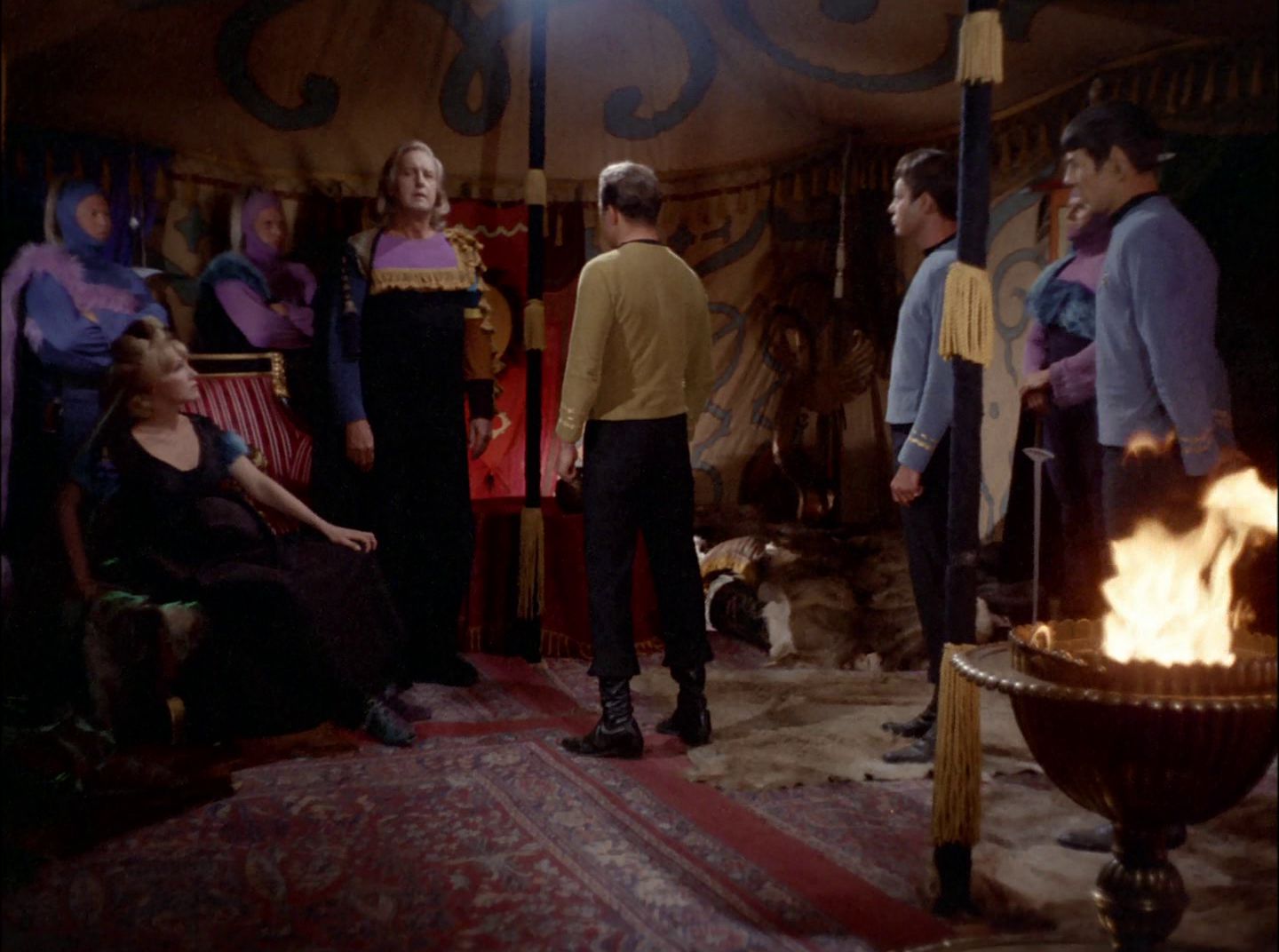 extant_StarTrek_2x11-FridaysChild_0885.jpg