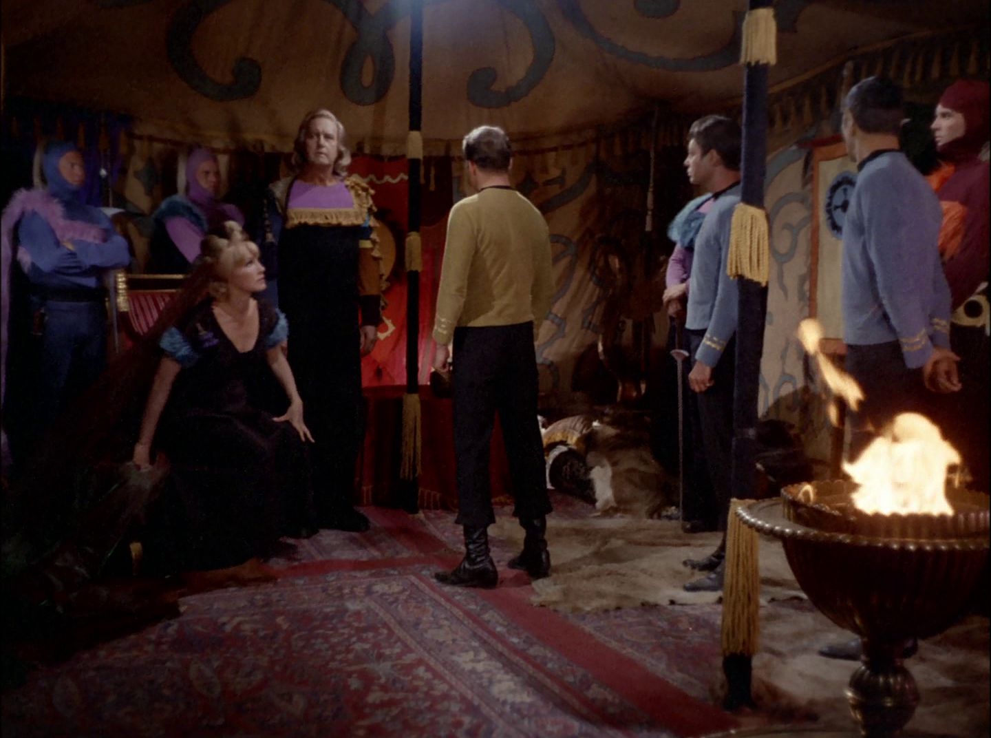 extant_StarTrek_2x11-FridaysChild_0892.jpg