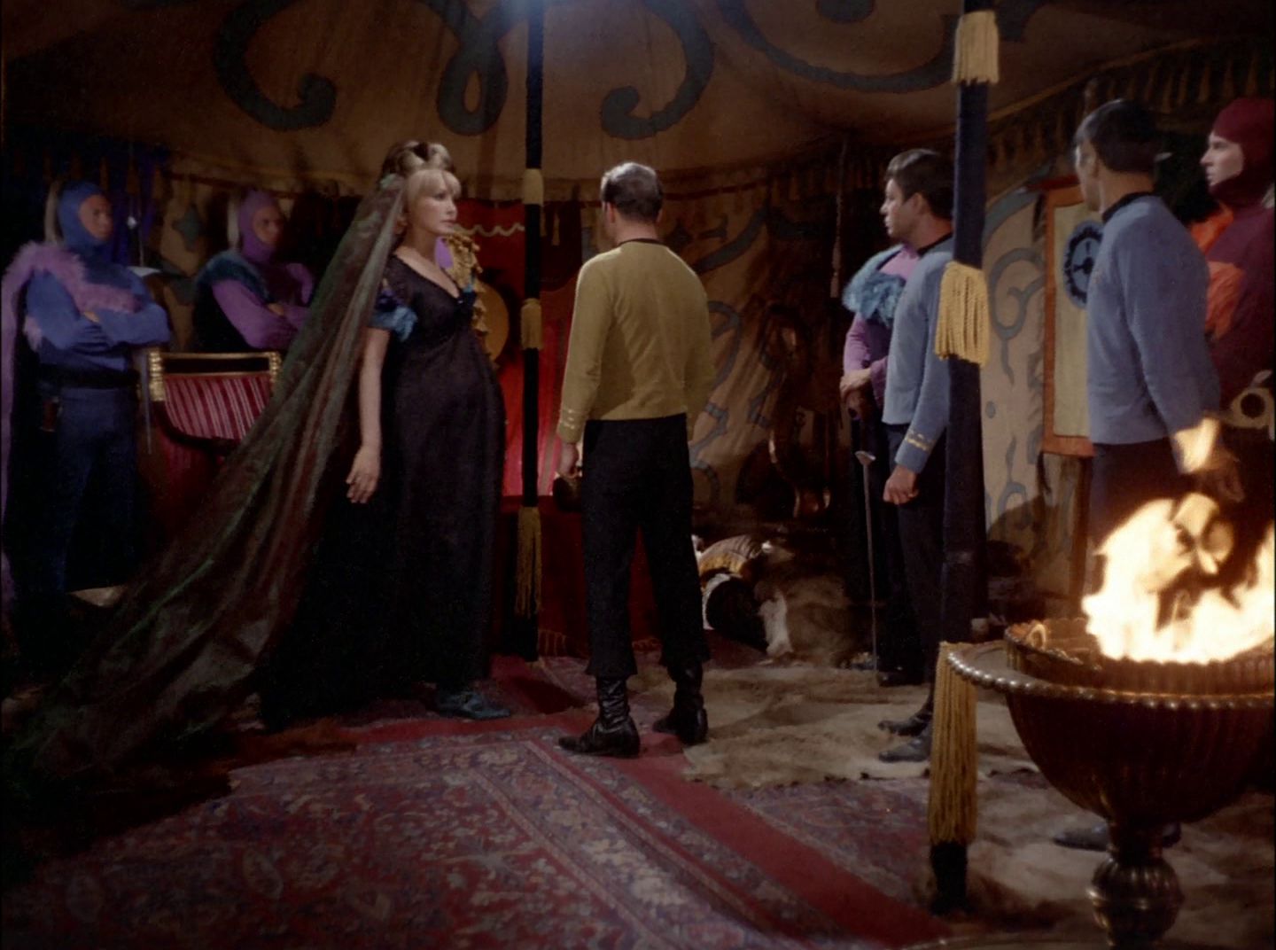 extant_StarTrek_2x11-FridaysChild_0894.jpg