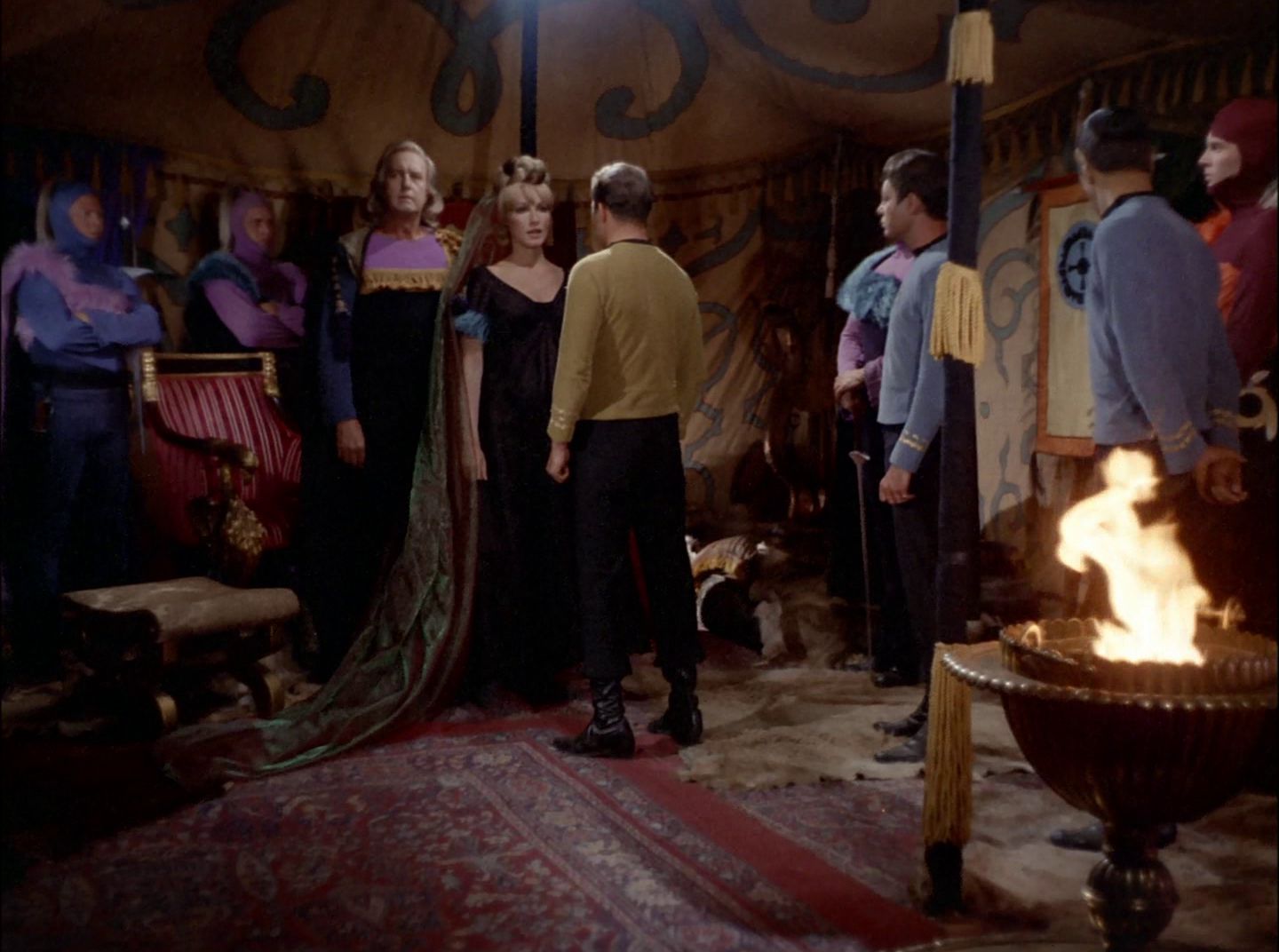 extant_StarTrek_2x11-FridaysChild_0896.jpg