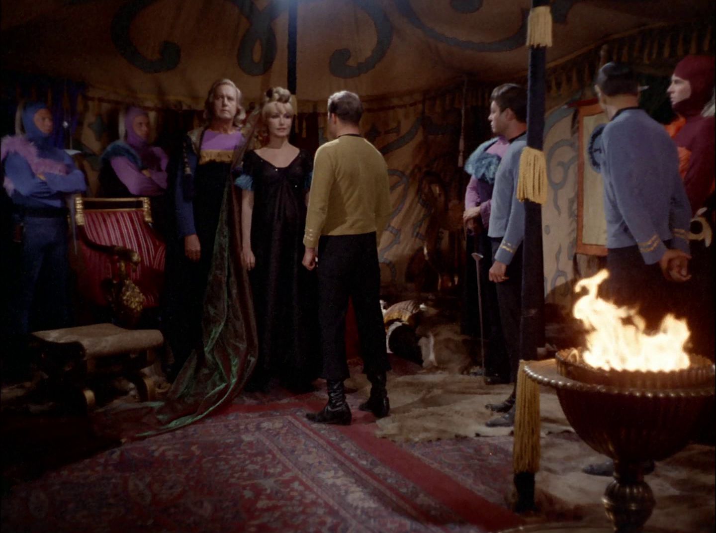 extant_StarTrek_2x11-FridaysChild_0897.jpg