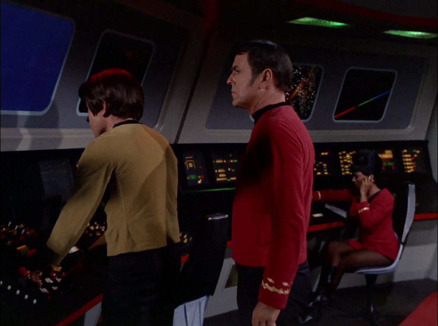 extant_StarTrek_2x11-FridaysChild_0950.jpg