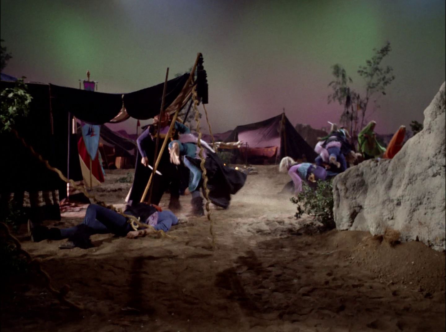 extant_StarTrek_2x11-FridaysChild_0960.jpg