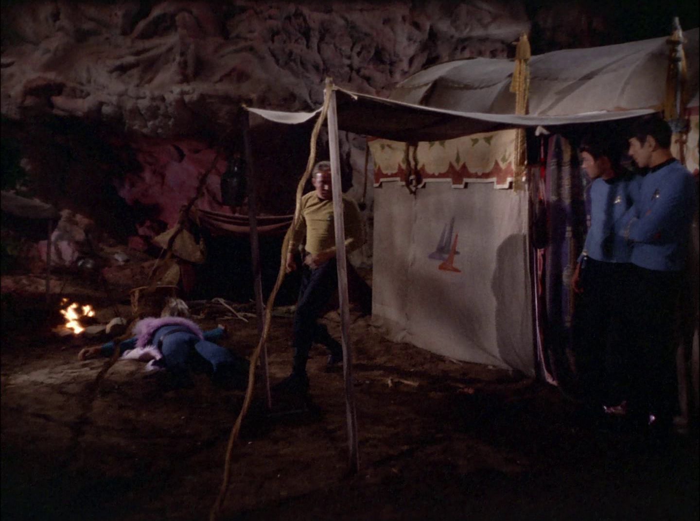 extant_StarTrek_2x11-FridaysChild_0974.jpg