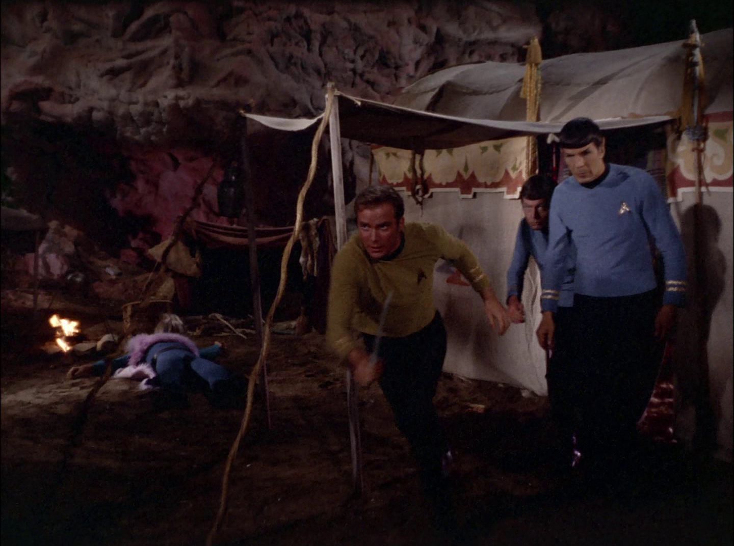 extant_StarTrek_2x11-FridaysChild_0977.jpg