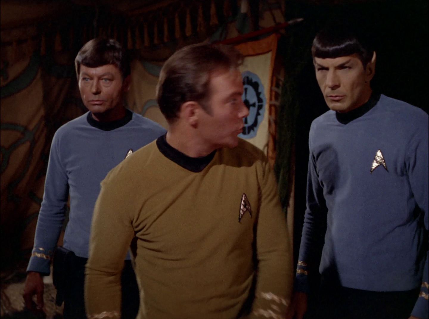 extant_StarTrek_2x11-FridaysChild_1011.jpg